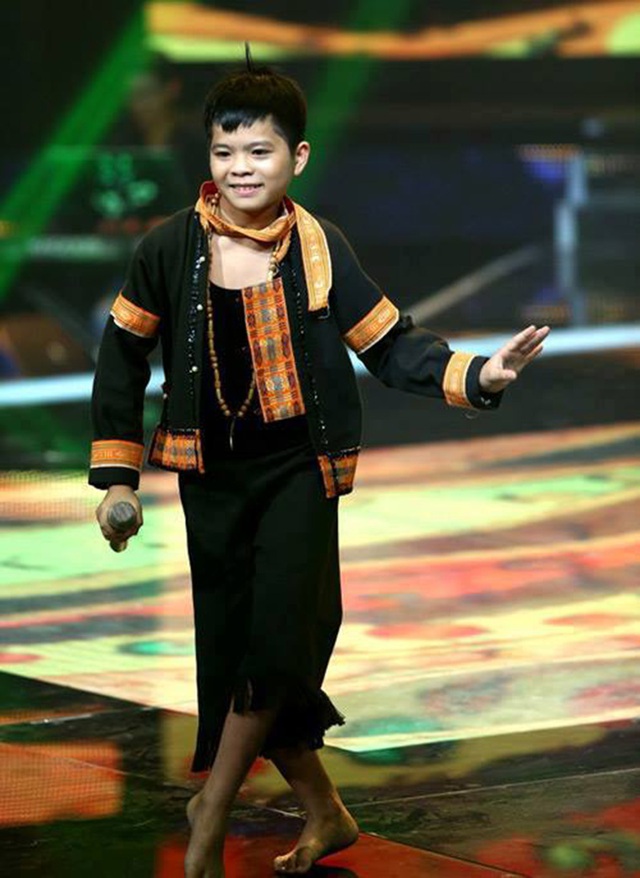 Quang Anh thời thi Giọng hát Việt Nhí
