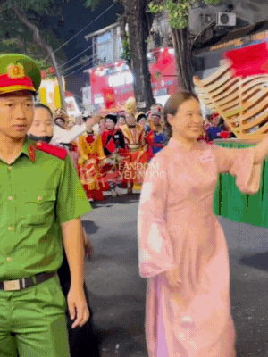 Hoàng Thuỳ Linh và Đen Vâu trong buổi sơ duyệt