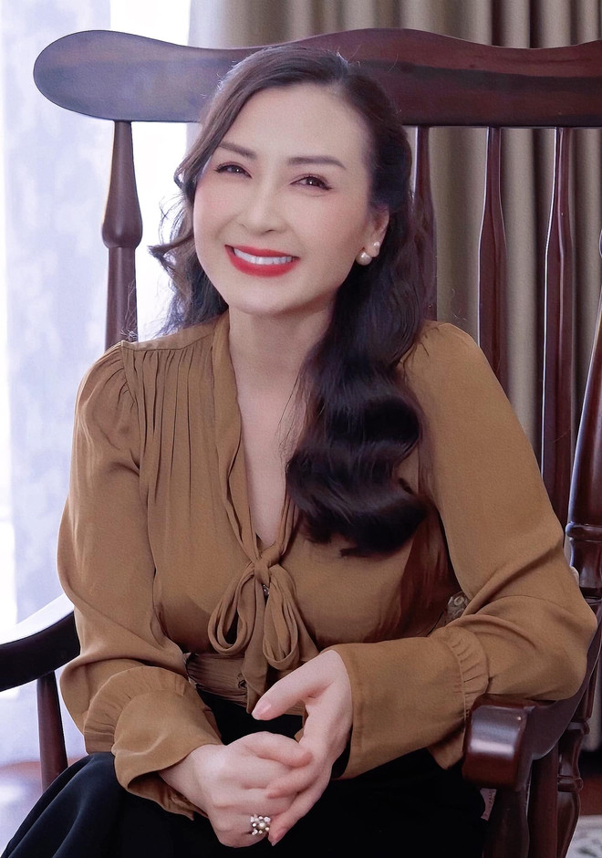 Nghệ sĩ Khánh Huyền hiện tại