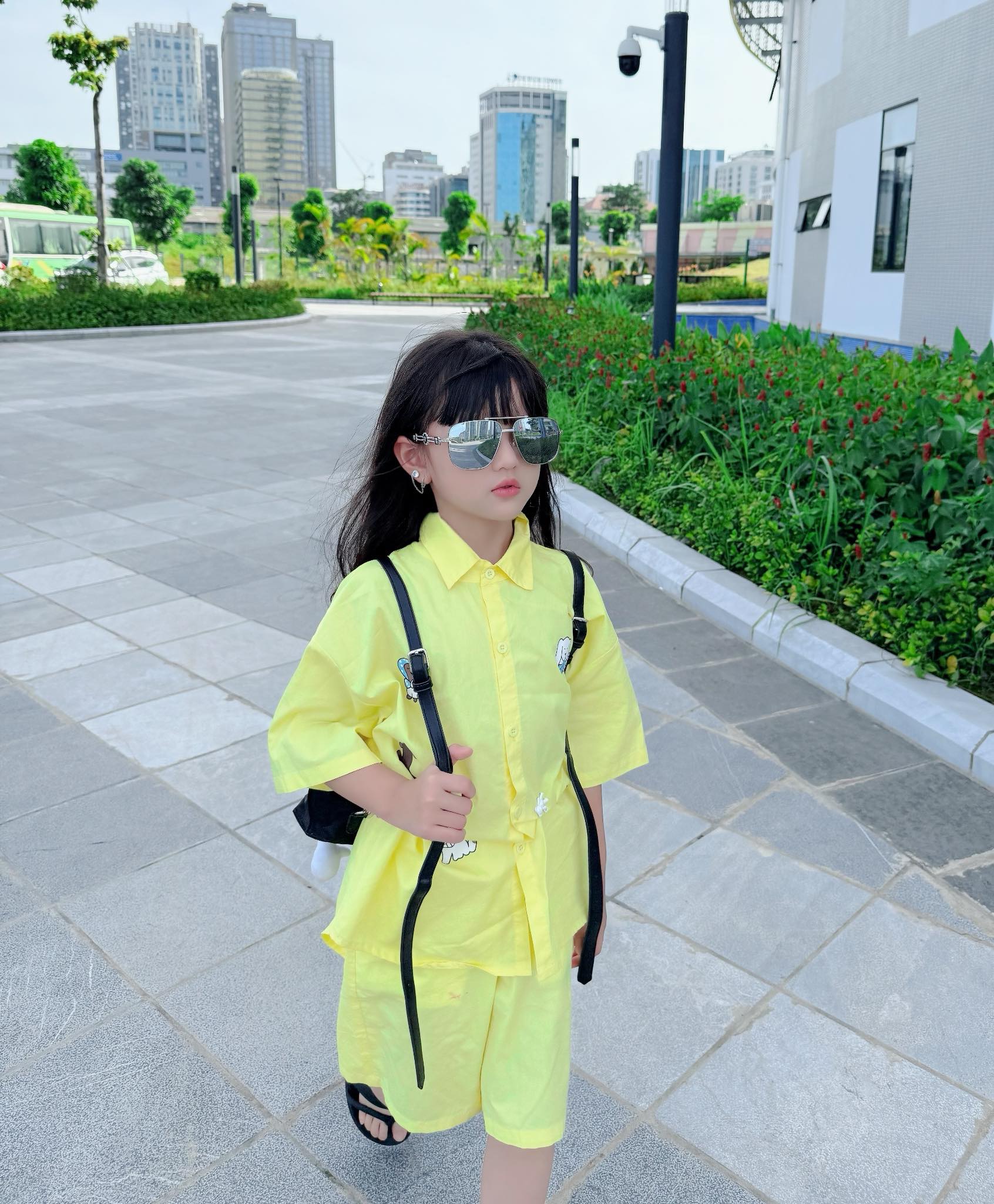 Cherry tại phim trường