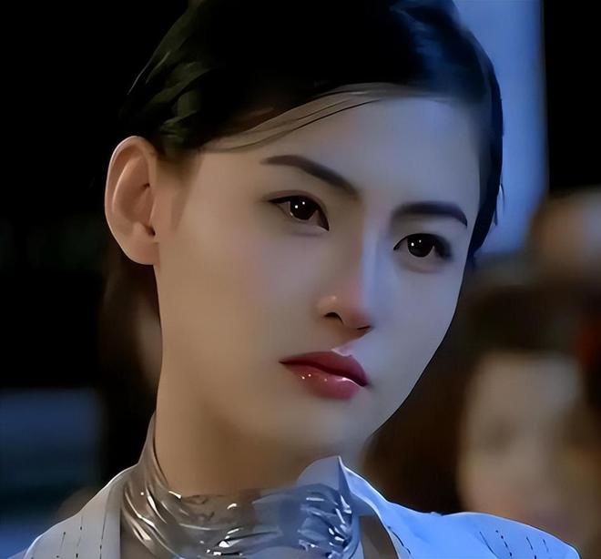 Trương Bá Chi được khen ngợi