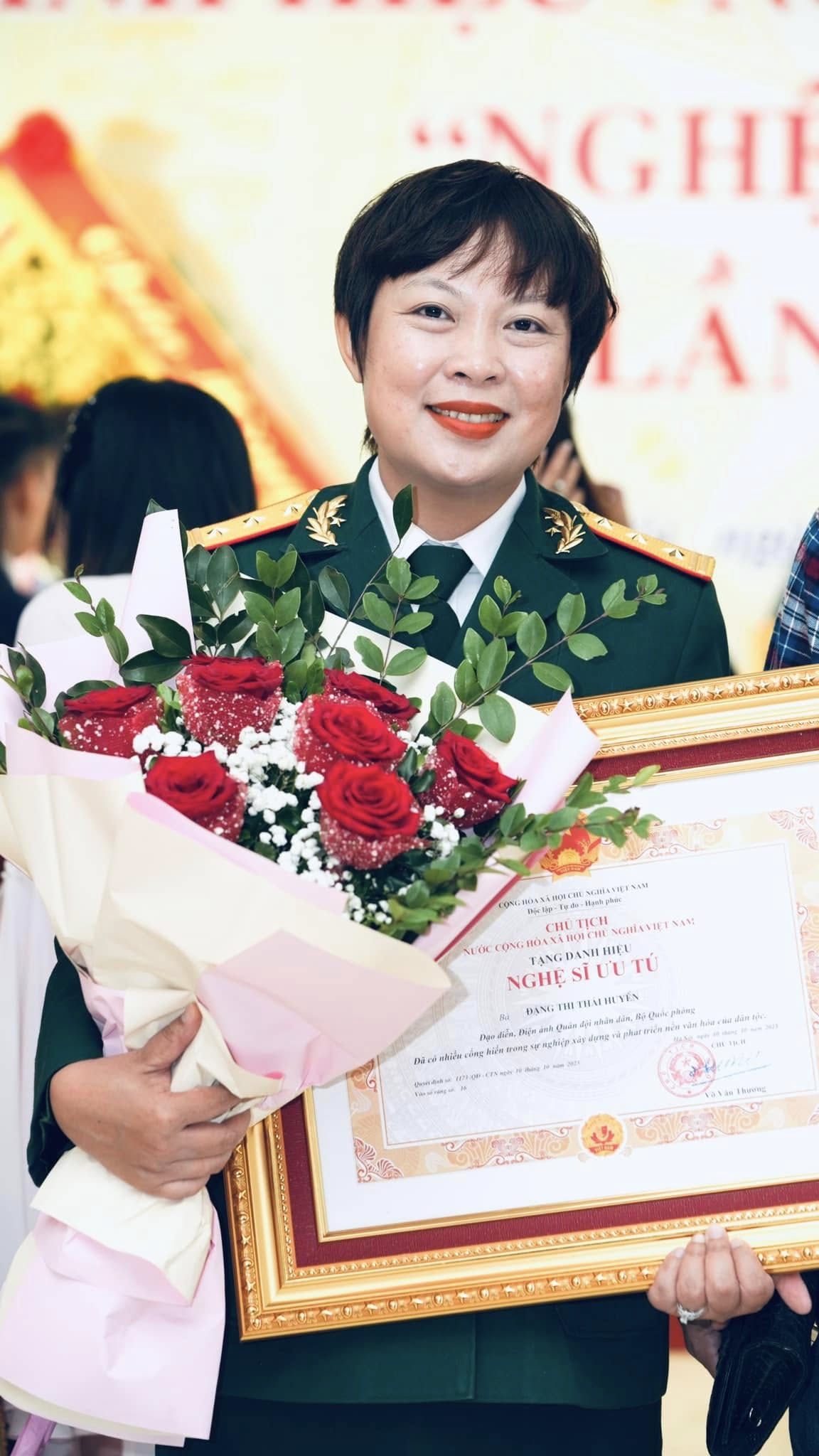 Đặng Thái Huyền nhận danh hiệu Nghệ sĩ ưu tú năm 2024