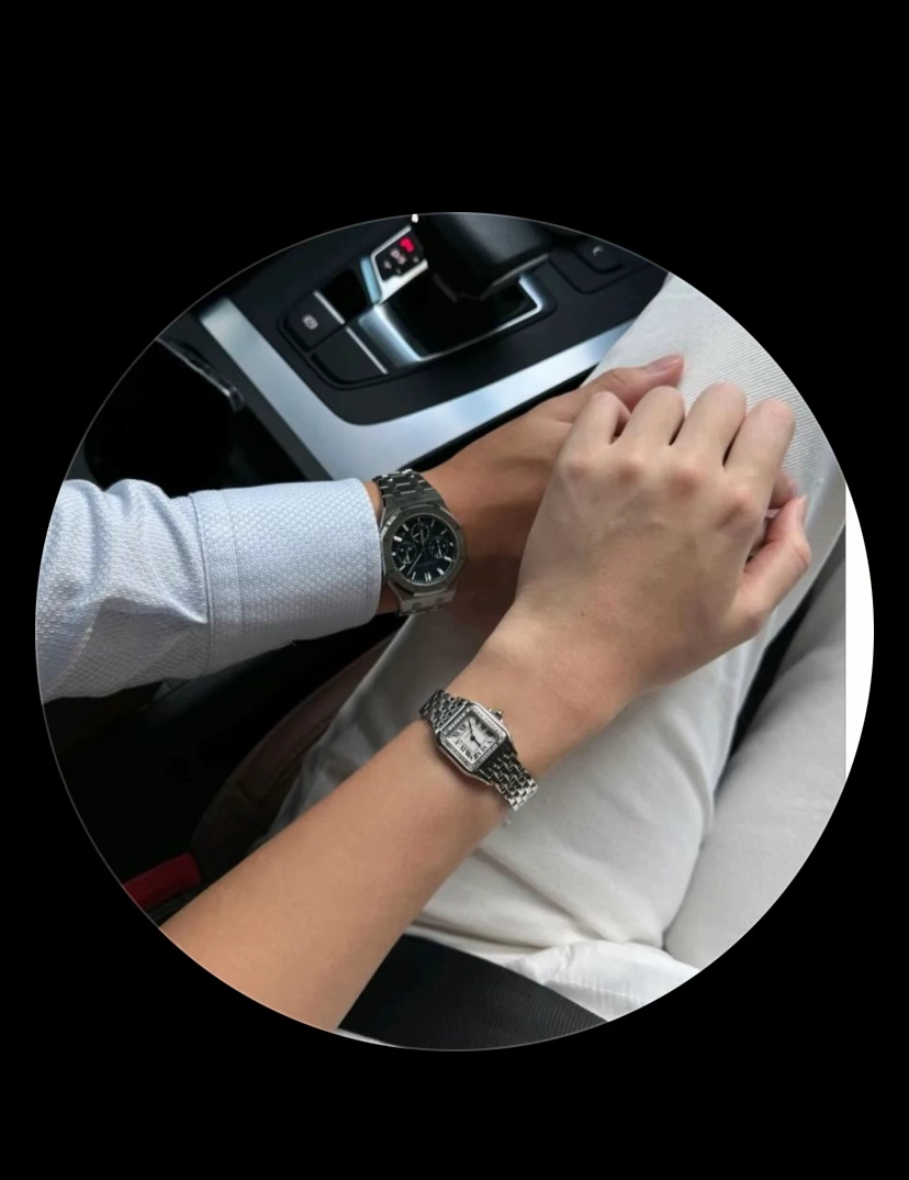 Hình ảnh đồng hồ tương tự của Lương Thuỳ Linh Đồng hồ trên tay Lương Thuỳ Linh