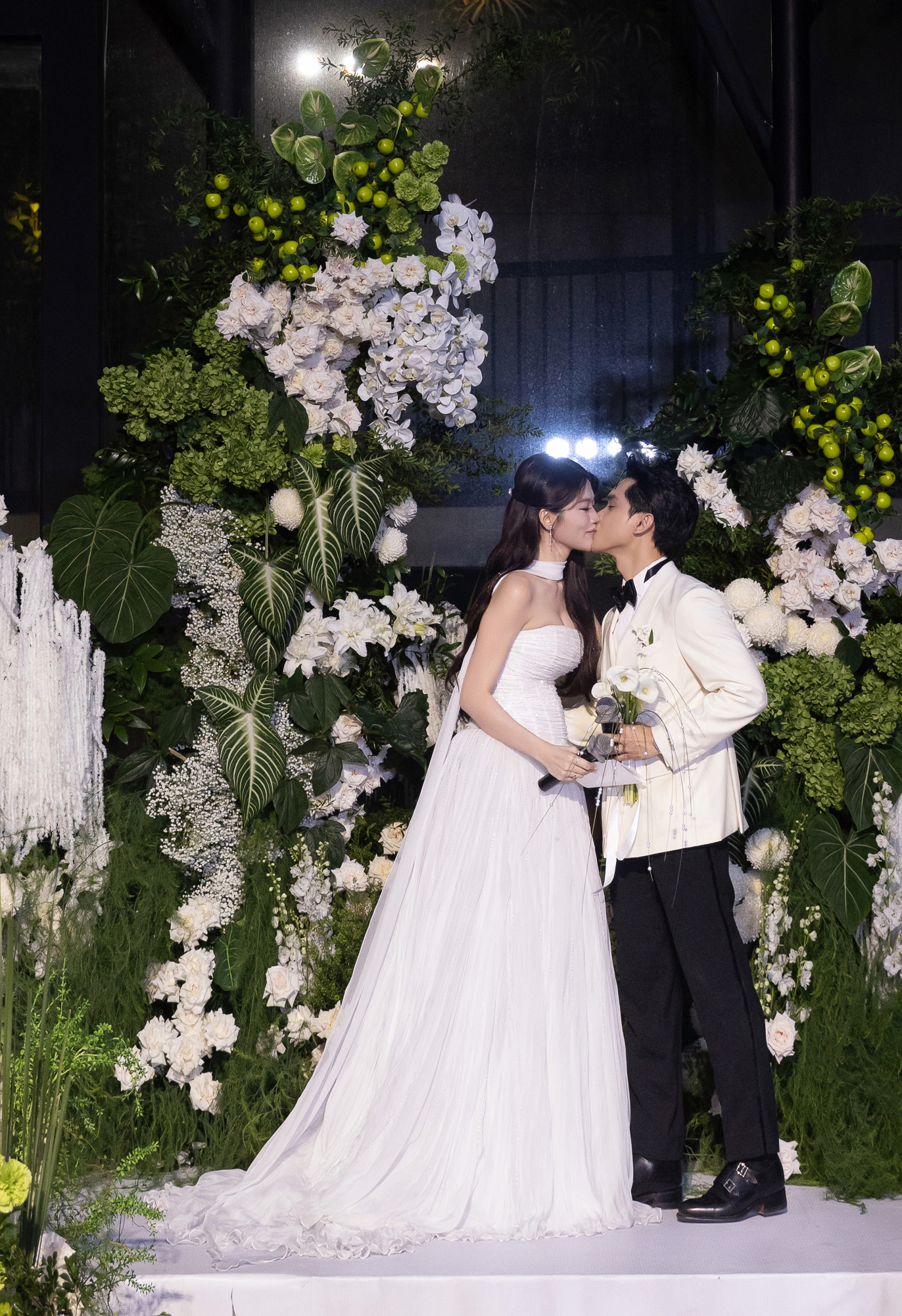 Lễ nguyện thề kết thúc tiệc cưới