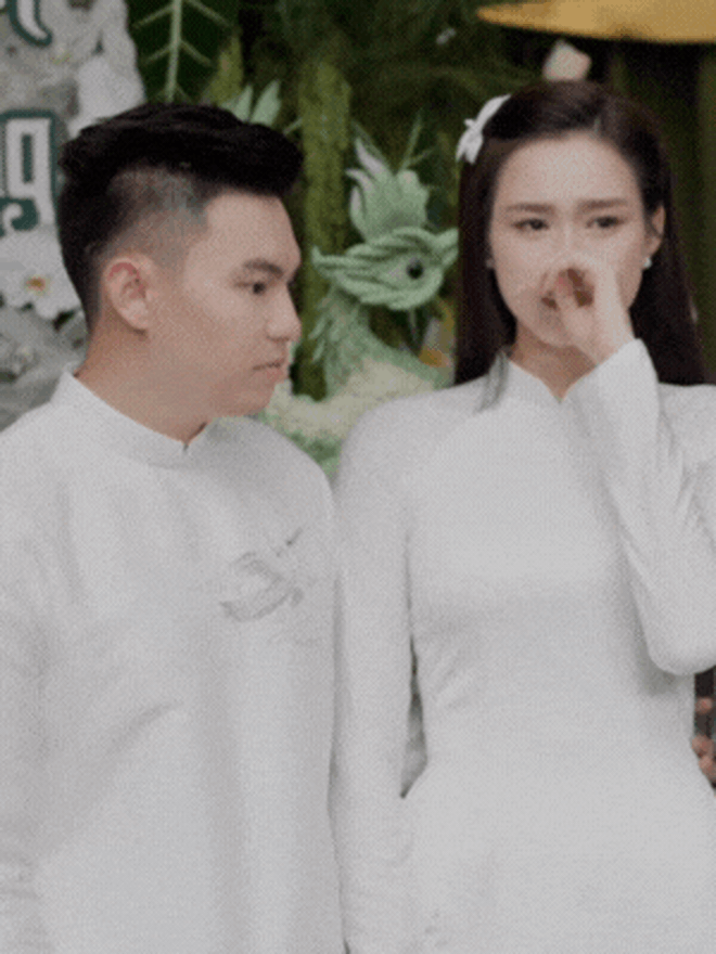 Đỗ Hà xúc động khi được mẹ trao của hồi môn