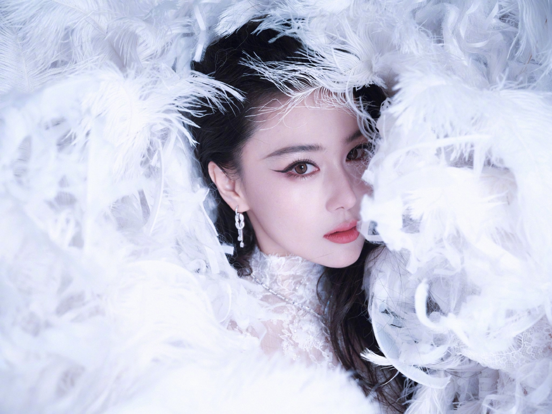 Hình ảnh tạo hình Đát Kỷ của Trương Hinh Dư Tạo hình Đát Kỷ nhận được phản hồi tích cực từ khán giả