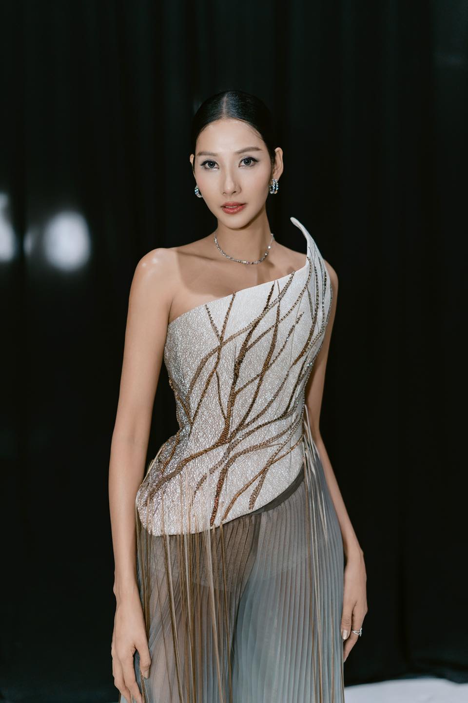 Hoàng Thuỳ và Lê Thuý từng căng thẳng nghiêm trọng