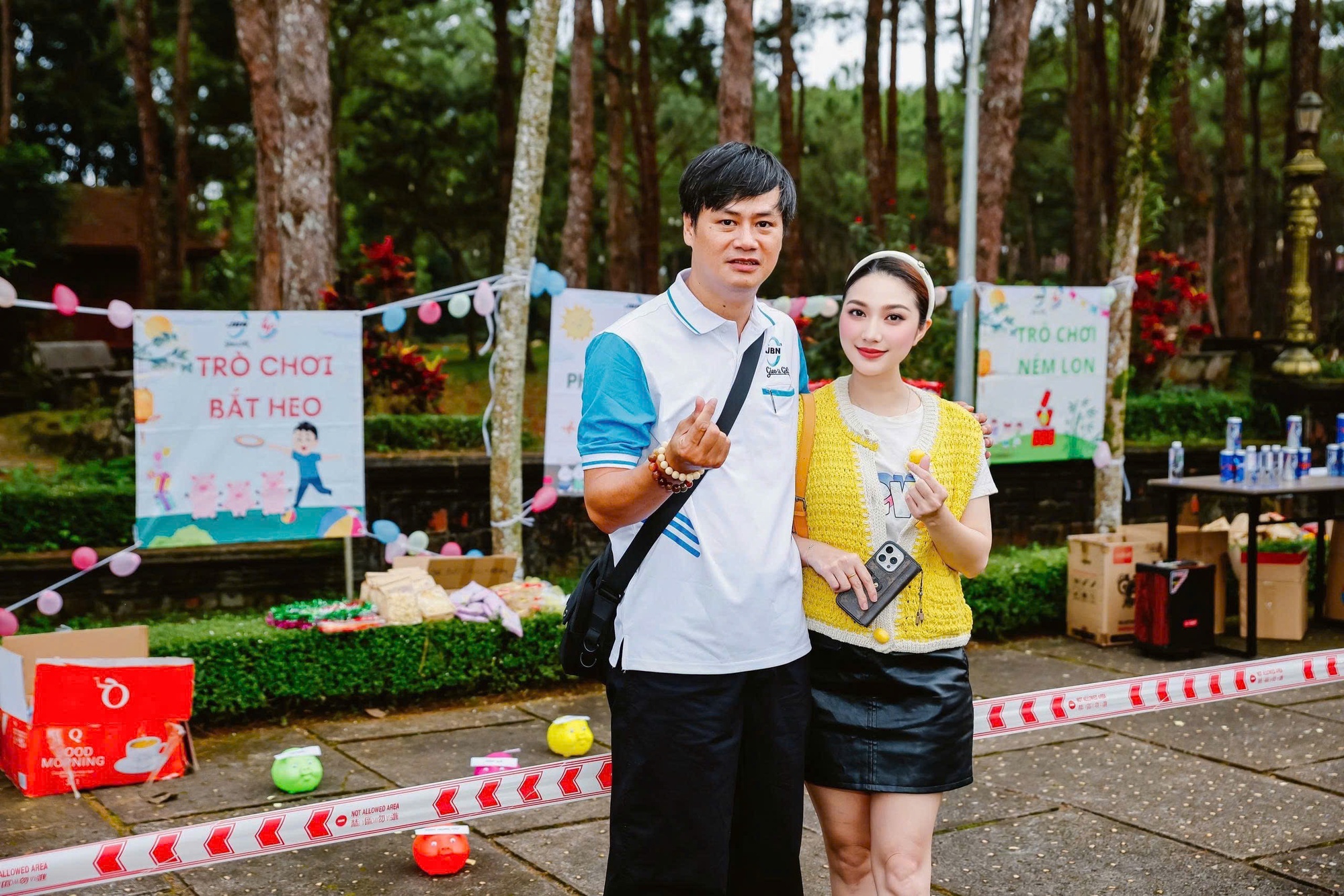 Cao Mỹ Kim trao 1.000 phần quà dịp Tết Trung Thu- Ảnh 4. Các hoạt động vui chơi dành cho trẻ em