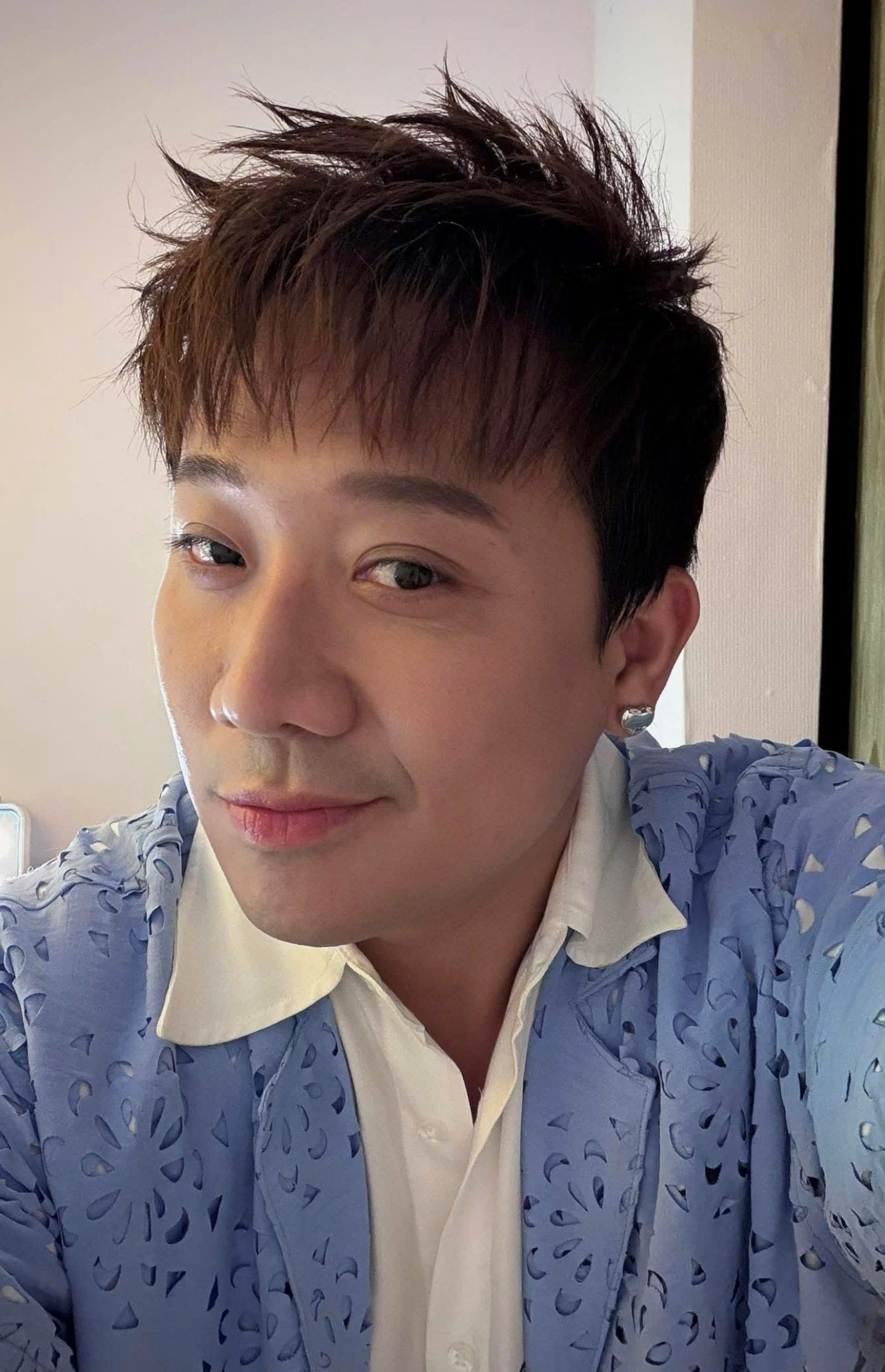 Hari Won hài hước nhận xét ngoại hình Trấn Thành