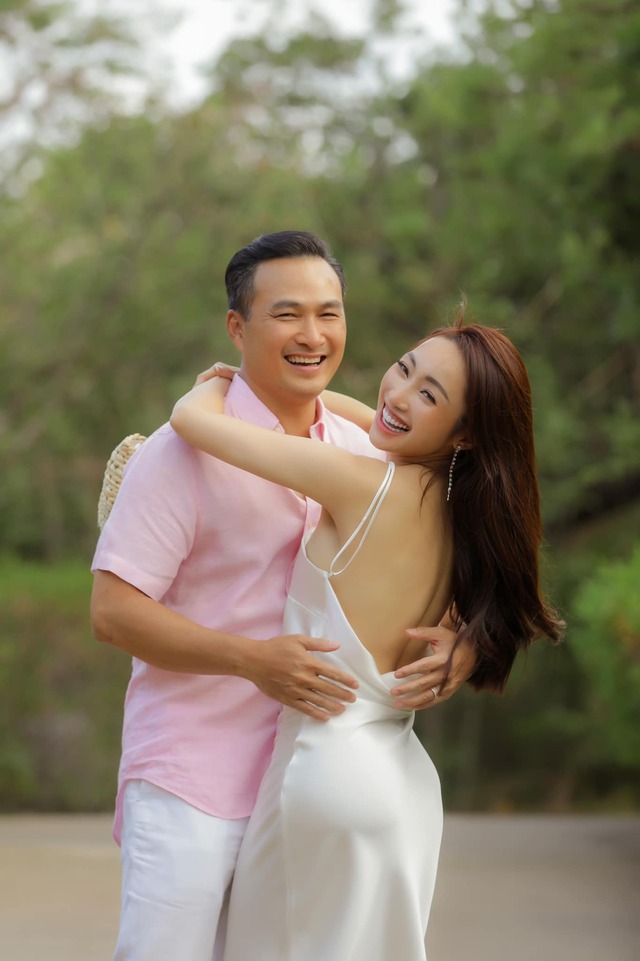 Ảnh cưới Chi Bảo và Lý Thùy Chang
