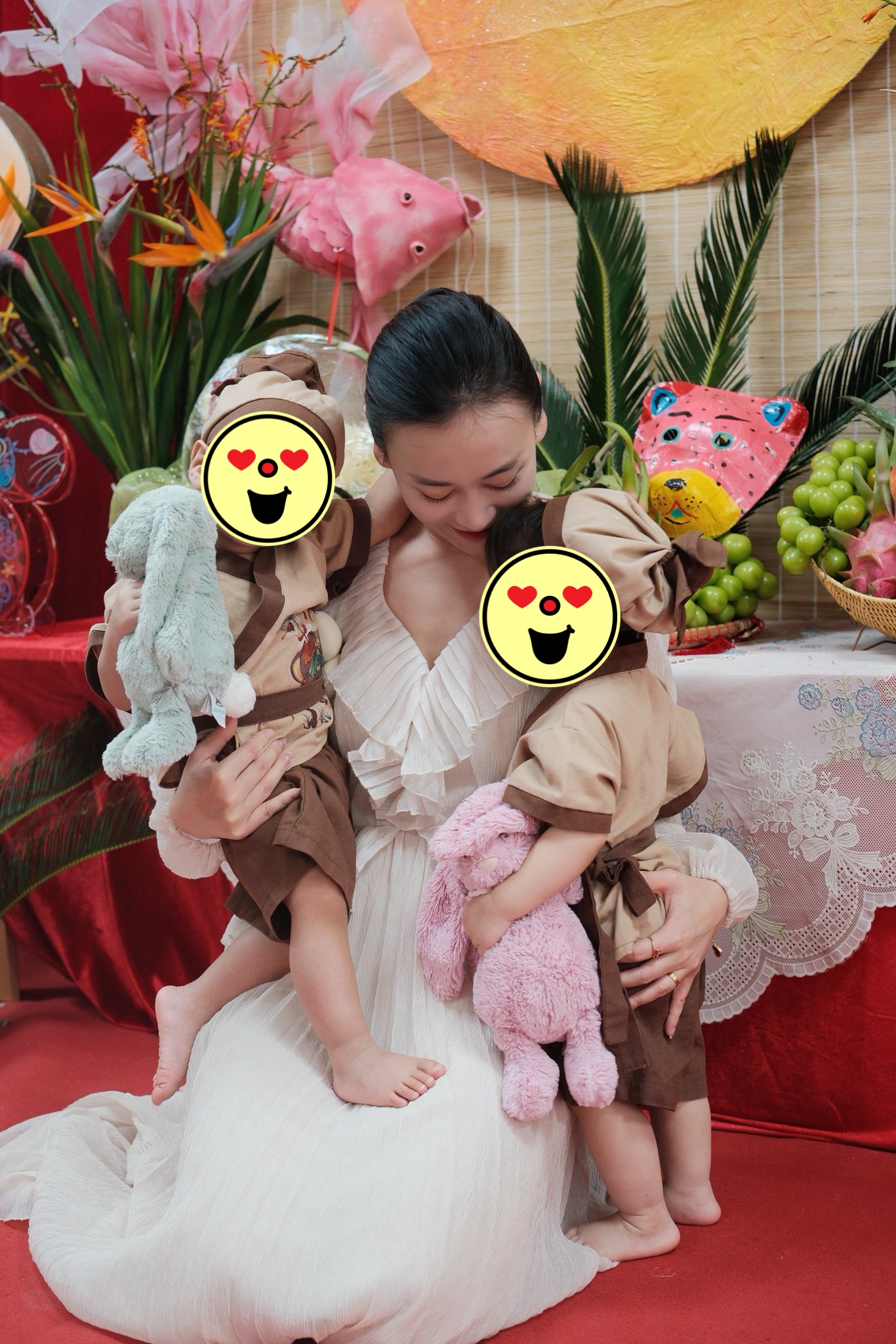 Phương Oanh đón sinh nhật cùng hai con, thiếu vắng Shark Bình