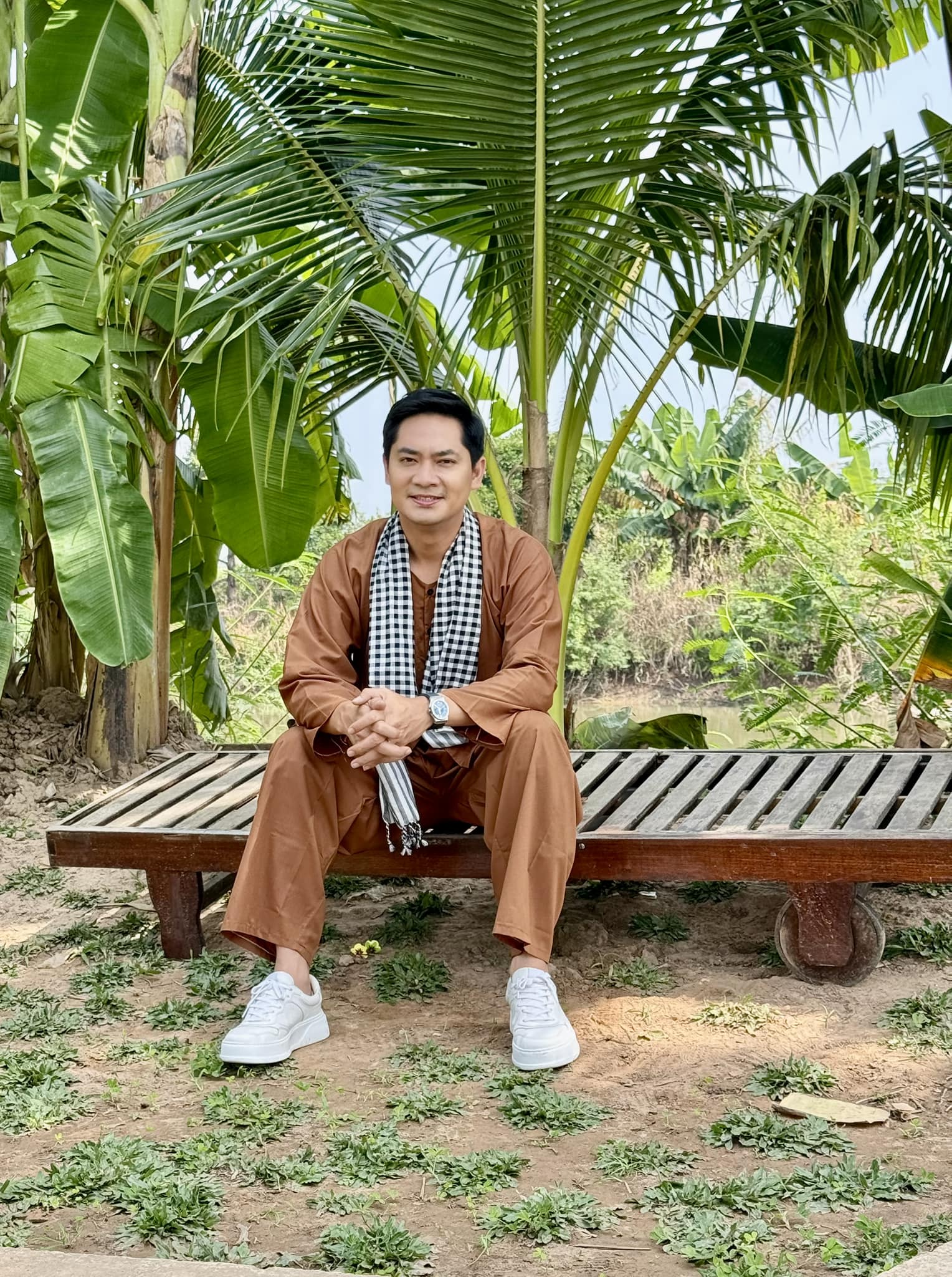 Minh Luân trong cuộc sống đời thường giản dị