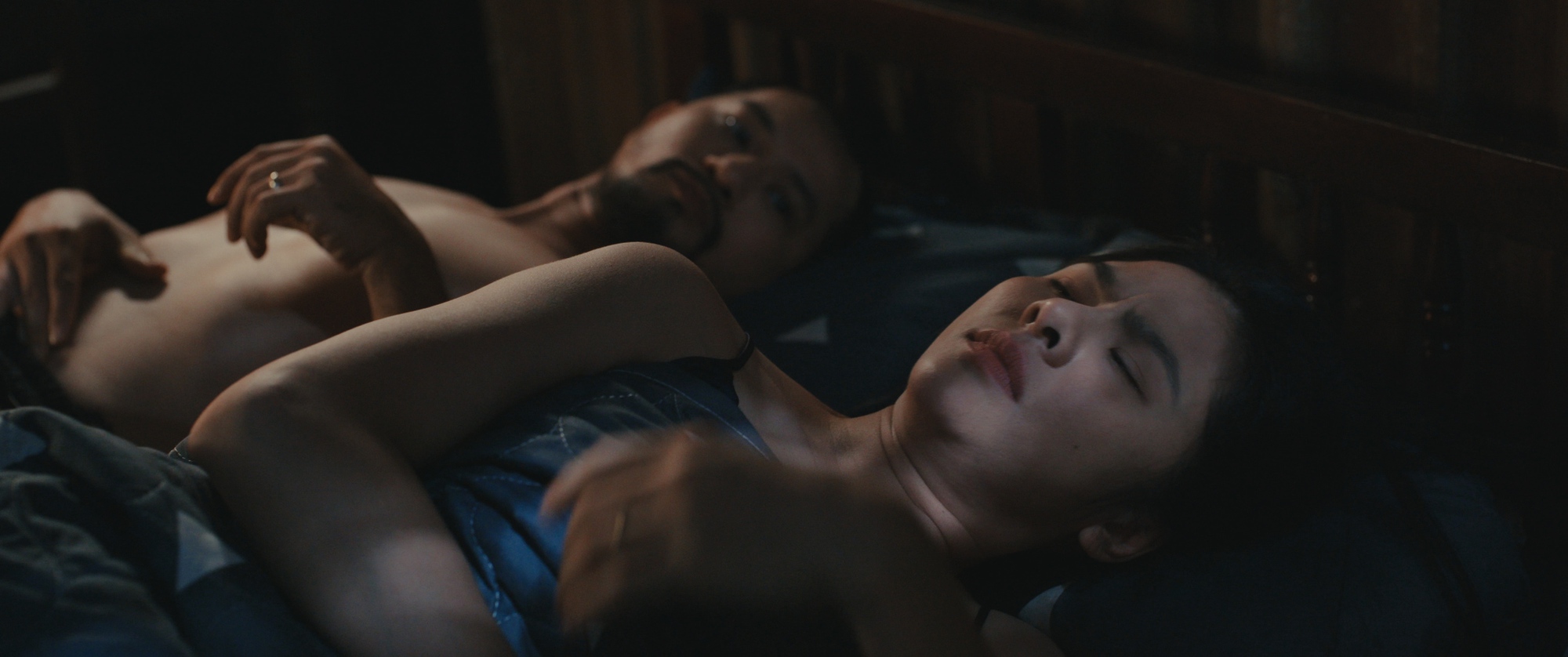 Phản ứng phi lý của các nhân vật khi sự thật được hé lộ