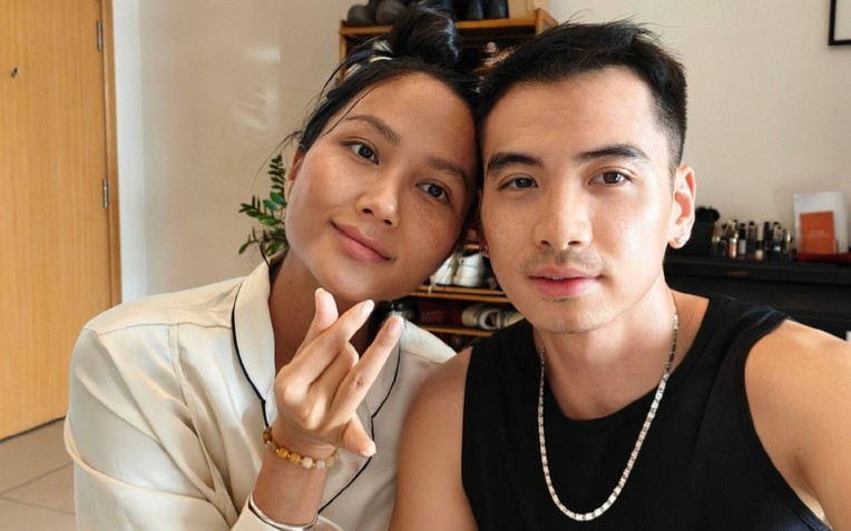 H'Hen Niê xin lỗi: 'Đơn giản xuất phát từ suy nghĩ của một người vợ muốn bảo vệ chồng' H'Hen Niê xin lỗi