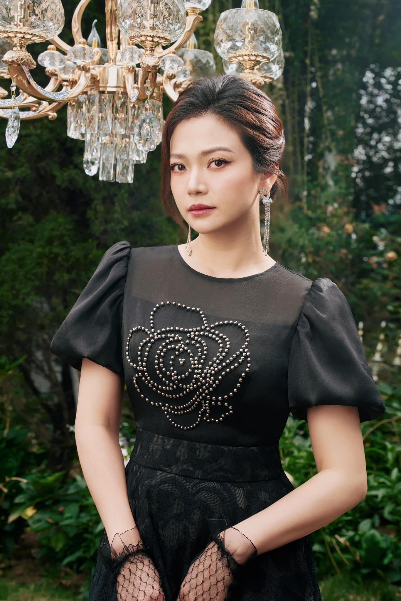 Kiều Anh với vai Nhung trong Phía Trước Là Bầu Trời Vai Nhung gắn liền với tuổi thơ nhiều thế hệ khán giả