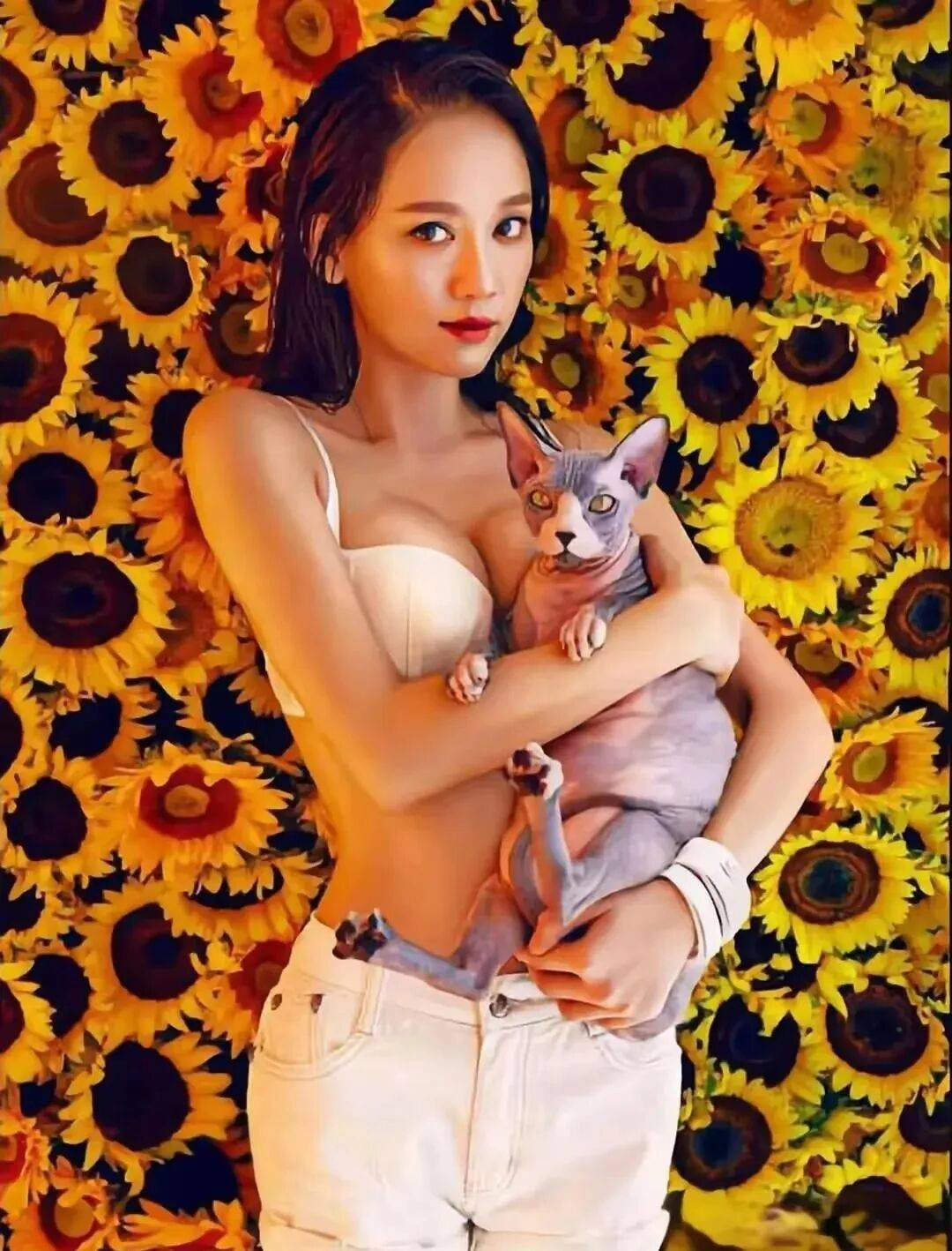 Trần Kiều Ân với thần thái cuốn hút