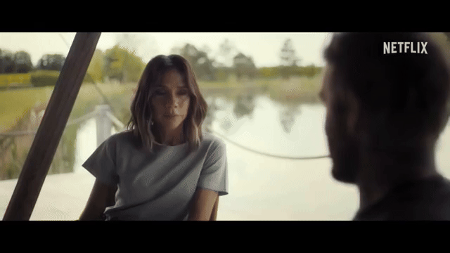 Victoria khóc nức nở sau buổi gặp gỡ Victoria Beckham khóc sau buổi gặp