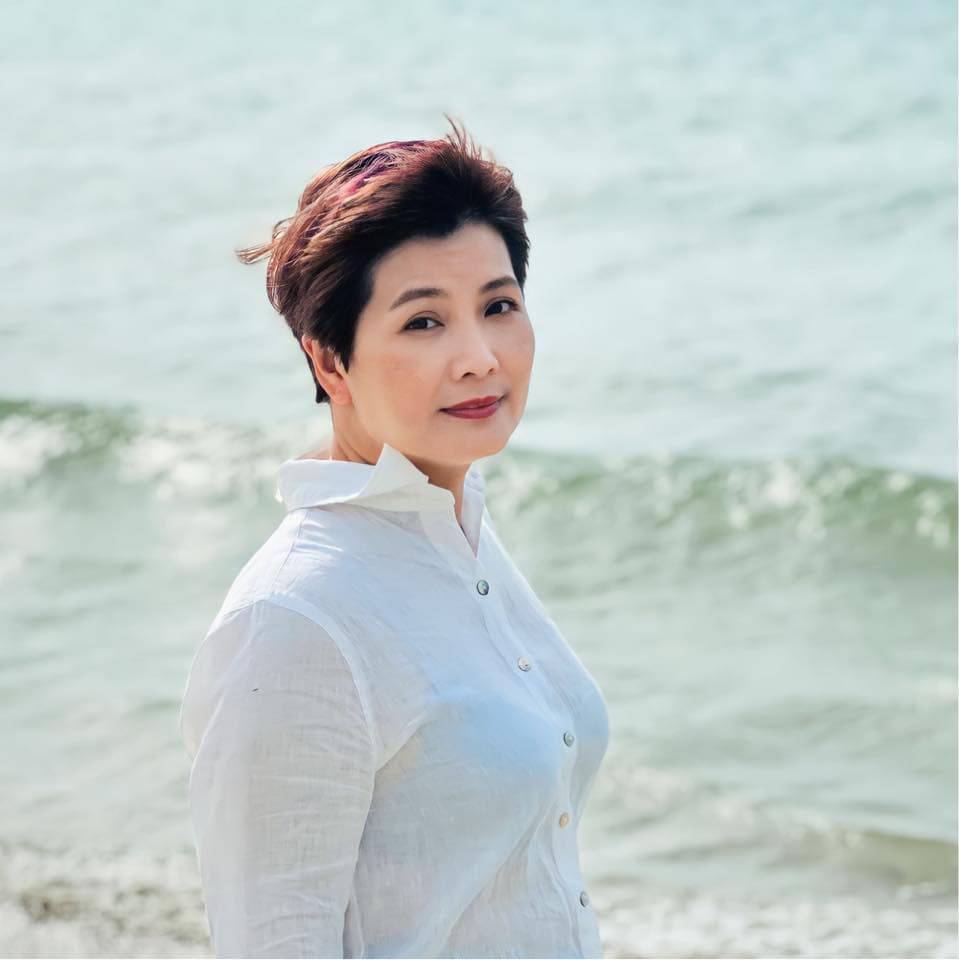 Ảnh hiện tại của vợ đầu NSND Công Lý