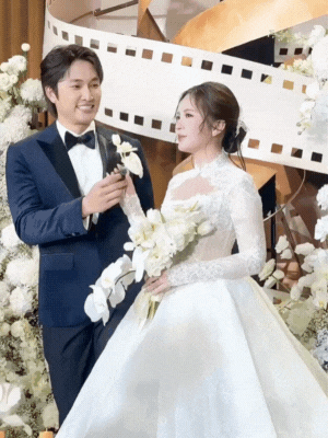 Cô dâu chú rể hot nhất đêm nay là đây!