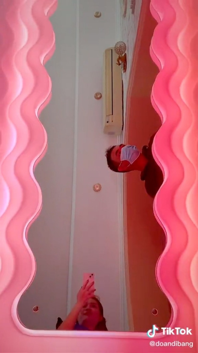 Đoàn Di Băng tiêu tiền ác- Ảnh 3. Chiếc gương hơn 300 triệu Đoàn Di Băng tậu