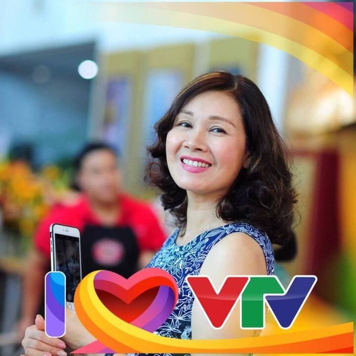 BTV Nhật Lệ tuổi U60 vẫn giữ nét đẹp dịu dàng