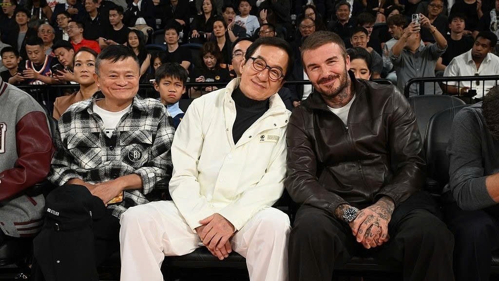 David Beckham, Thành Long và Jack Ma cùng xem bóng rổ