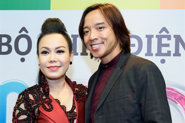 Hoài Phương chia sẻ giấy kiểm định sản phẩm