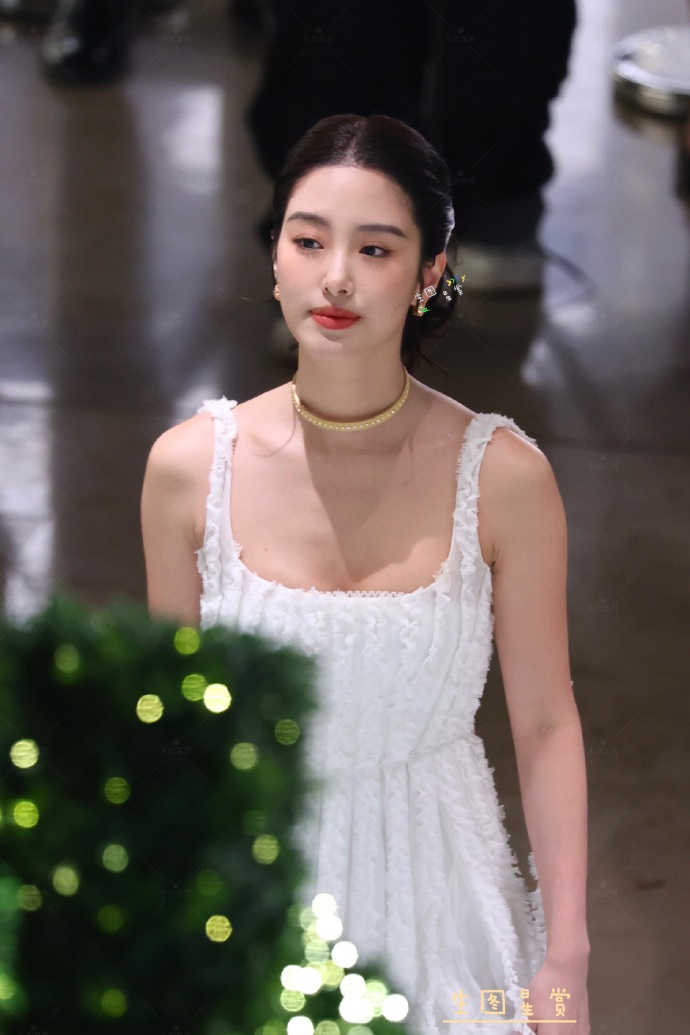 Dương Thái Ngọc gương mặt mệt mỏi sau sinh