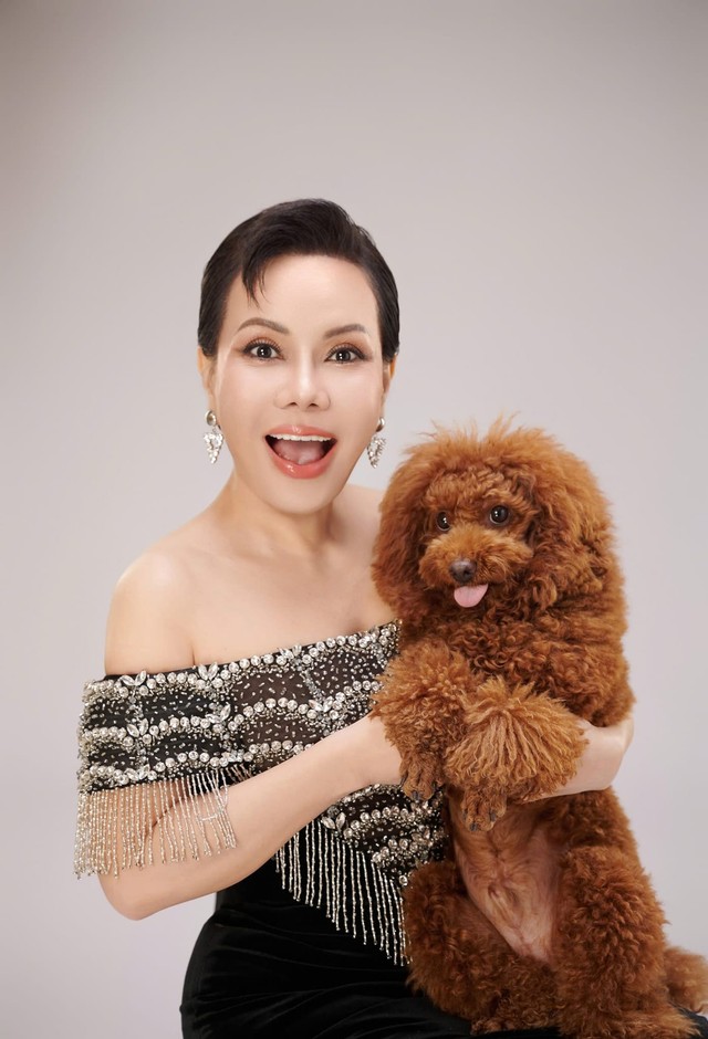 Việt Hương bức xúc trước tin đồn bắt giữ