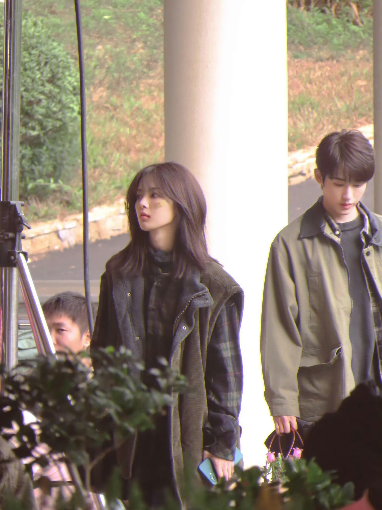 Dương Siêu Việt trong tạo hình vai nghèo Dương Siêu Việt với trang phục luộm thuộm