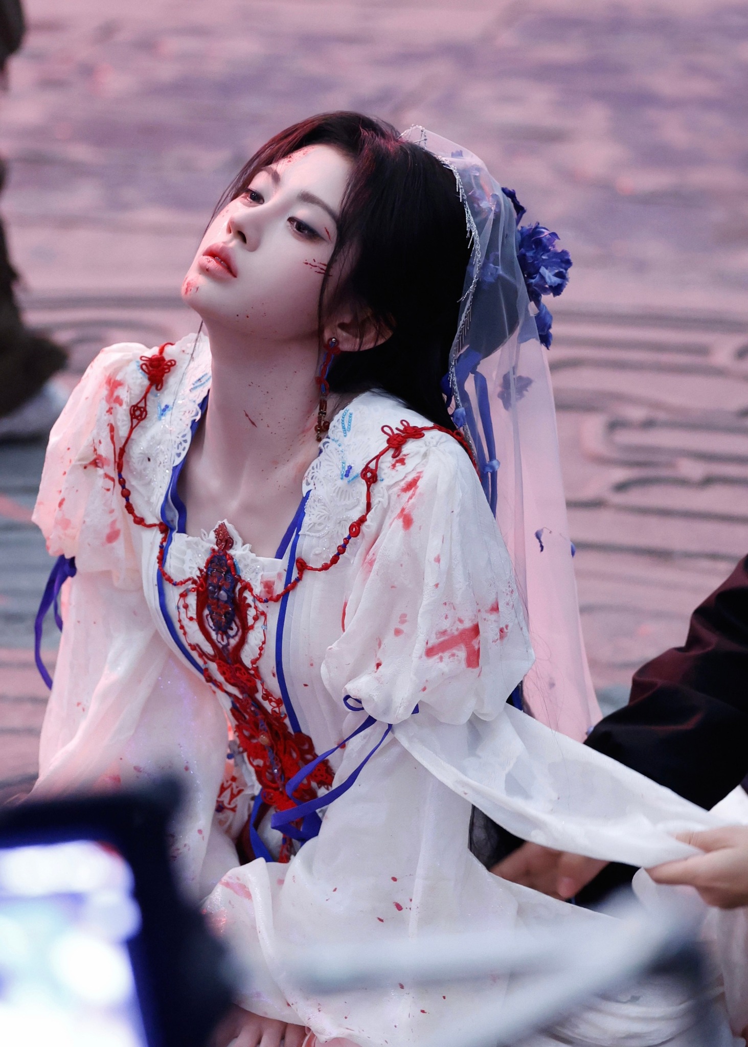 Tạo hình độc đáo của Cúc Tịnh Y Visual xuất sắc của nữ diễn viên