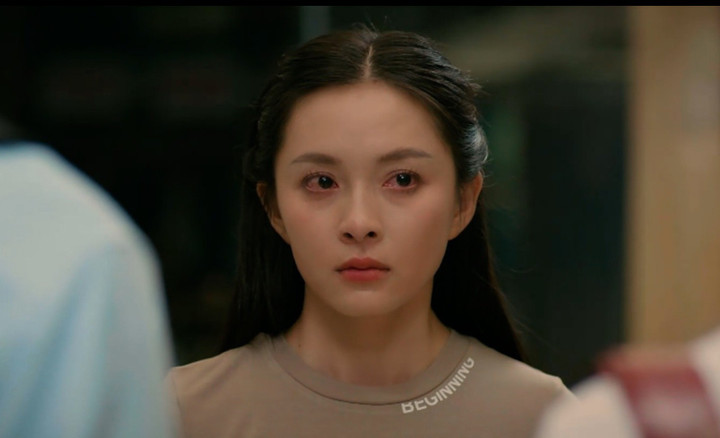 Cách em một milimet nhận được nhiều sự quan tâm Poster phim Cách em một milimet